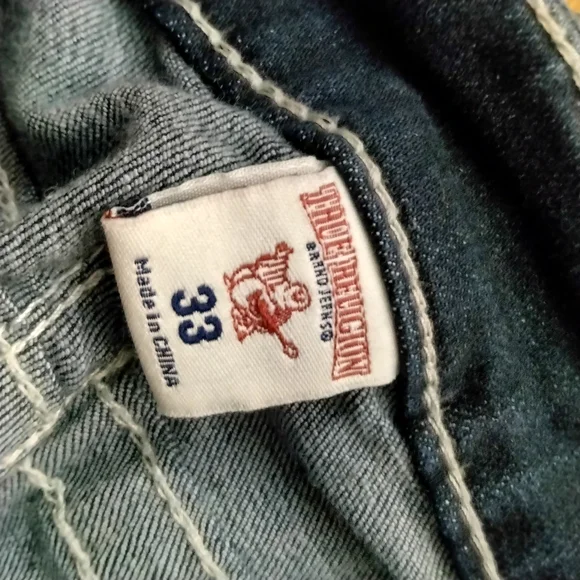 True Religion Dark Denim Jeans with Contrast Stitching - Picture 2 of 4